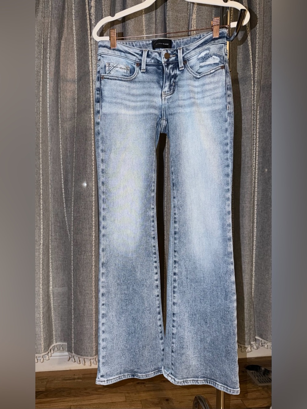 Buckle Black-Low-Rise Women's Flared Bootcut Jeans